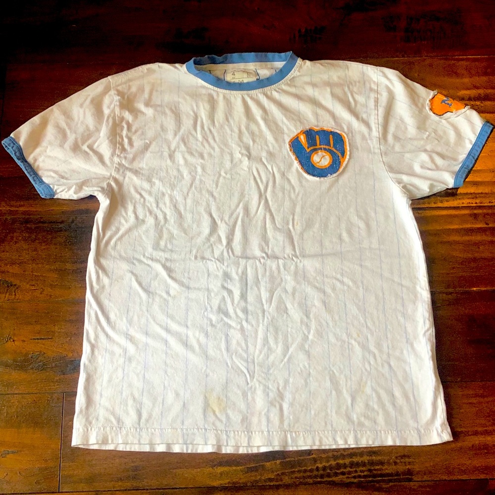 📣OPEN OFFERS📣Milwaukee Brewers Tee ❣️